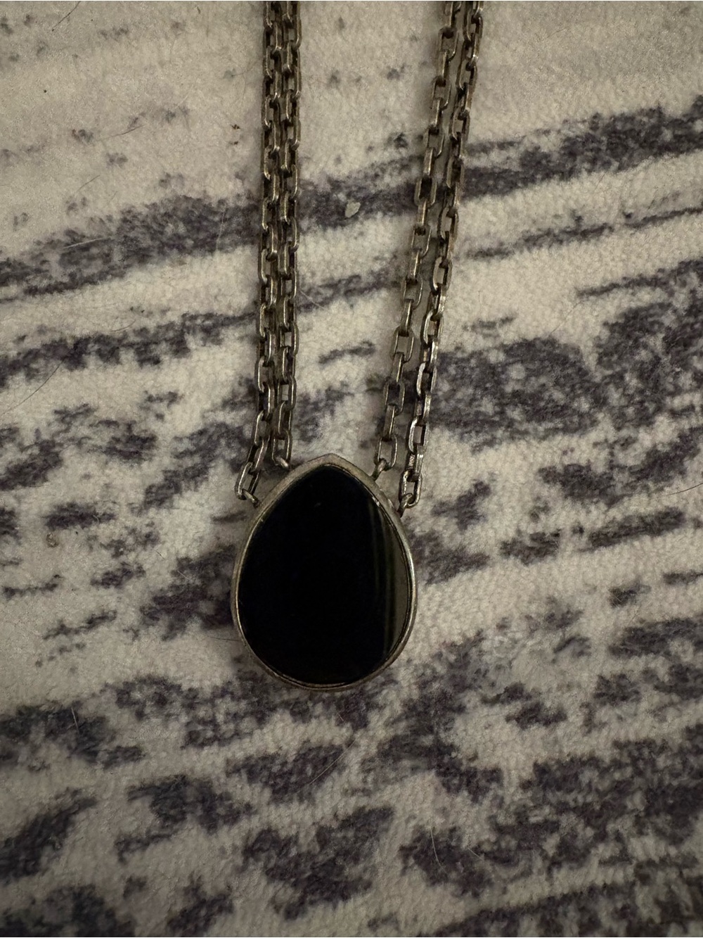 Vintage Silver (925) Teardrop Onyx Pendant Necklace